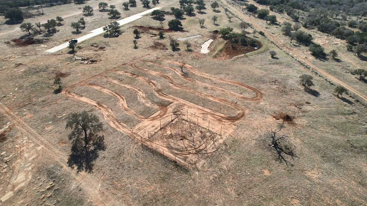 Group training on the dirt course